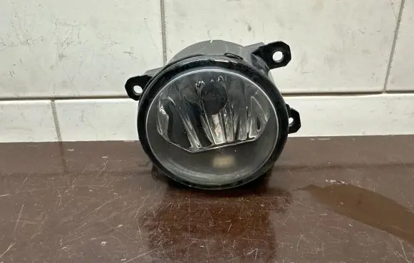 Peugeot 308 Front fog light 9687410080