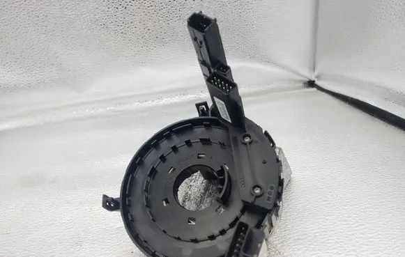 Audi A8 S8 D3 4E Airbag slip ring squib (SRS ring) 4E0953541A 04404620