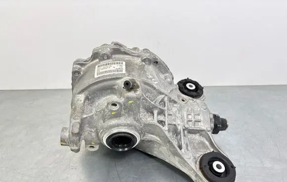 Land Rover Defender Rear differential MPLA4A213BA 49022406252714 331