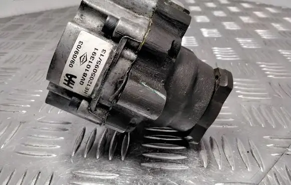 Rover 75 Power steering pump QVB101391 HE120509513