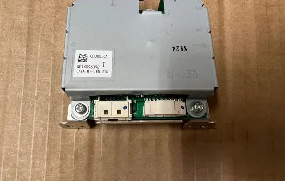 Mazda CX-5 II LED ballast control module CDJ0050A KB8N51040 NF1409639D