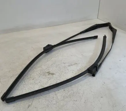 Volkswagen Golf Plus Windshield/front glass wiper blade 