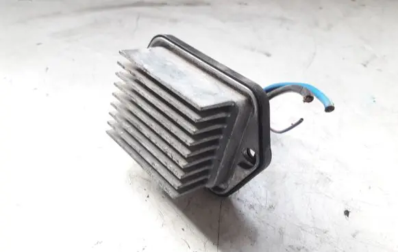 Mazda 6 Heater blower fan relay 