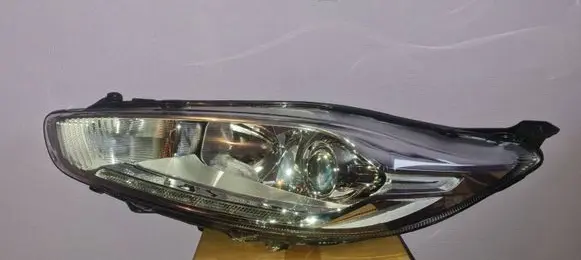 Ford Fiesta Headlight/headlamp C1BB13W030CB 1090041