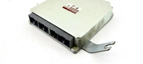 Subaru Forester SF Engine control unit/module 22611AE901 A100DIF