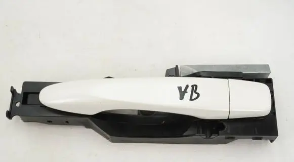 Nissan Pulsar Front door exterior handle 8061121133