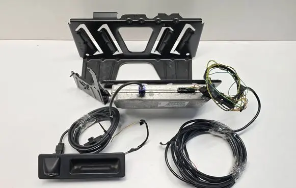 BMW 5 F10 F11 Camera control unit module 66539228323 9228323 9240351