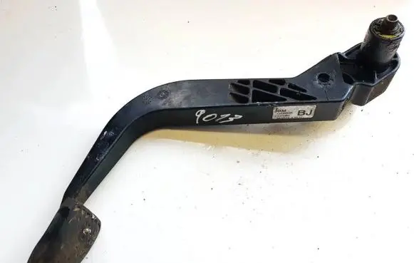 Opel Zafira B Brake pedal 13192503