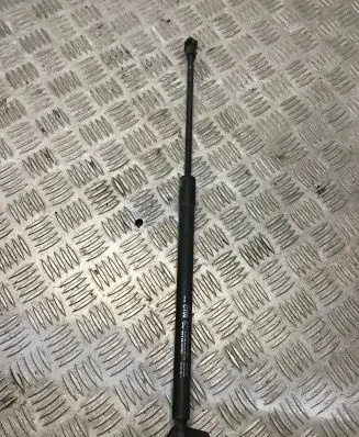 Chevrolet Captiva Tailgate/trunk strut/damper