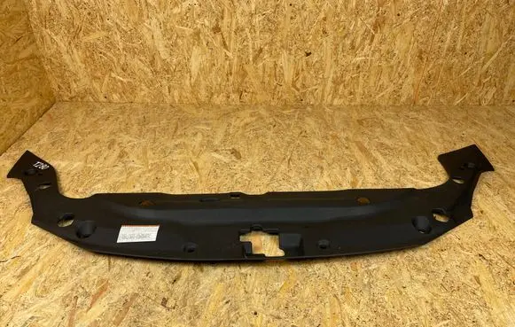 Lexus CT 200H Radiator trim 5328976010