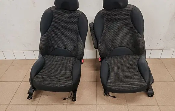 Nissan Note (E11) Seat set 
