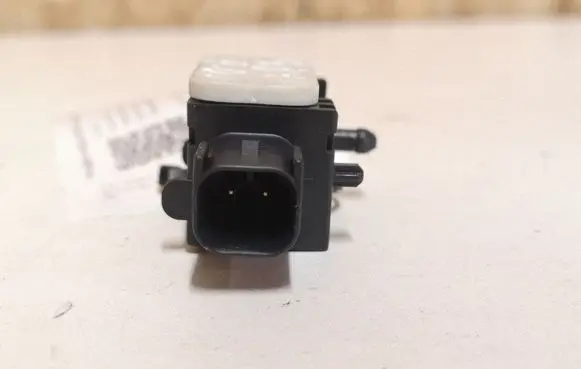 Hyundai Santa Fe Airbag deployment crash/impact sensor 959202B000 SA320080000 25060104