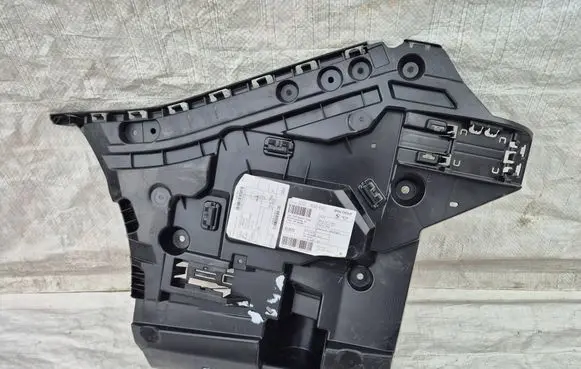 BMW 5 G60 G61 Rear bumper mounting bracket 5A0F8A5 51125A0F8A5