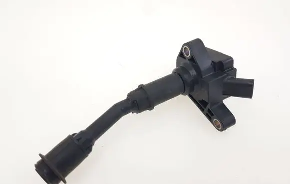 Ford Escape III High voltage ignition coil DS7G12A366 DS7G12A366BB