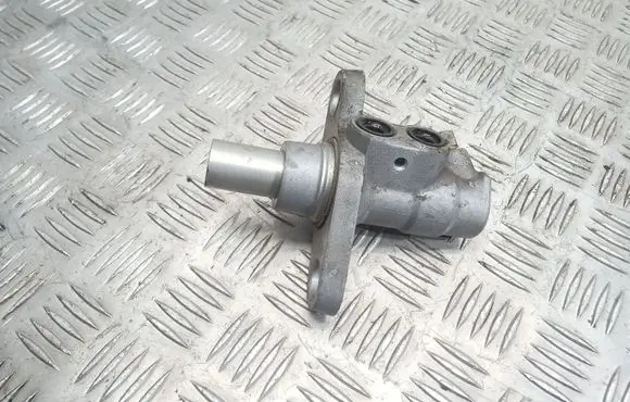 Opel Insignia A Master brake cylinder 41550110