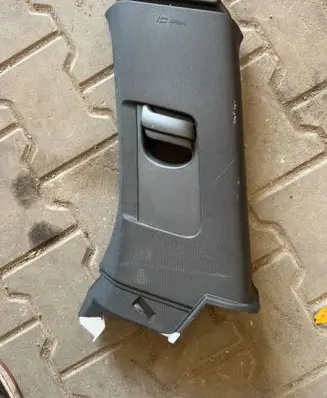 Volvo XC90 (B) pillar trim (top) 31363591 31377583