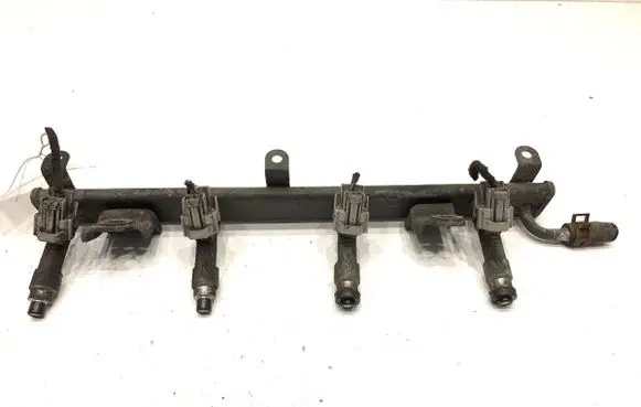 Suzuki SX4 Fuel main line pipe 