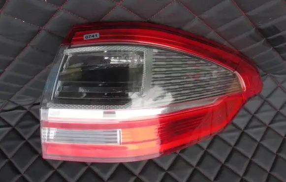 Ford S-MAX Rear/tail lights 17318702