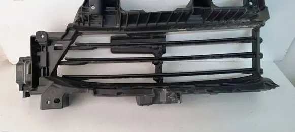 Volvo XC40 Front bumper cross member 31356740
