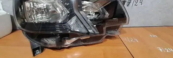 Peugeot Rifter Headlight/headlamp 9816826880