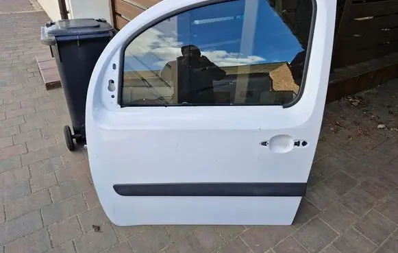 Mercedes-Benz Citan W415 Front door