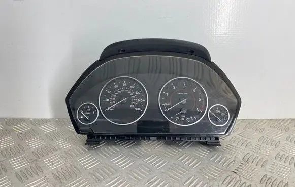 BMW 3 F30 F35 F31 Speedometer (instrument cluster) 9287495 007051025 17649411