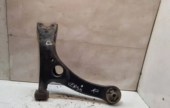 Toyota Corolla Verso AR10 Front lower control arm/wishbone
