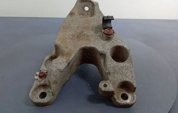 BMW X3 F25 Engine mount vacuum valve 7368131