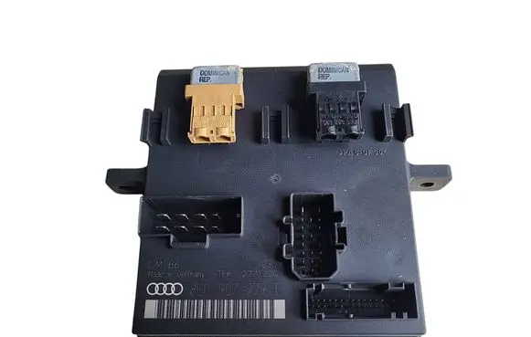 Audi A4 S4 B6 8E 8H Comfort/convenience module 8E0907279E