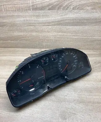 Audi A6 S6 C5 4B Speedometer (instrument cluster) 4B0919860