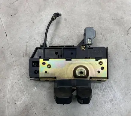 Volvo XC90 Tailgate/trunk/boot lock/catch/latch 30636909