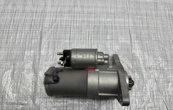 Land Rover Discovery Sport Starter motor M8D2-11001-AC