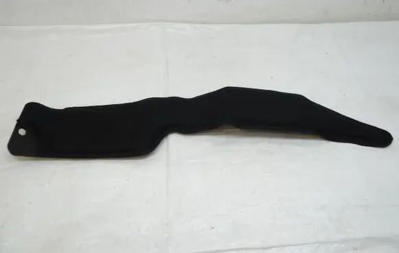 Citroen C4 X Fender foam support/seal 9831090580