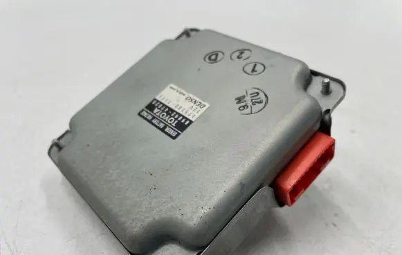 Toyota Prius (XW30) Other control units/modules 8989247020 1751007171