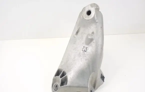Audi e-tron Engine mounting bracket 4KE199605M