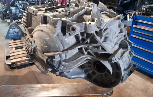 Chrysler Pacifica Automatic gearbox 68311996BA