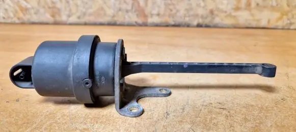 Opel Insignia A Valve vacuum 4010992e