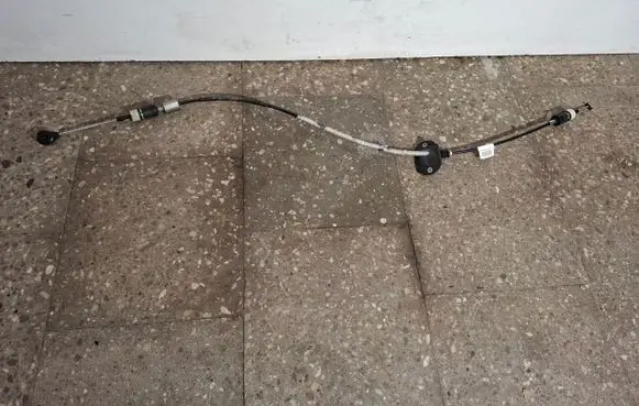 Volvo V60 Gear shift cable linkage 31367711