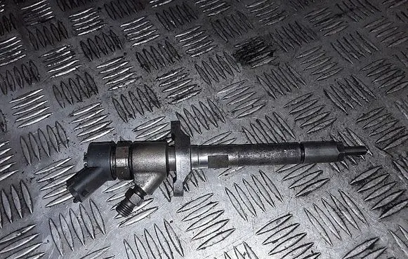 Ford C-MAX I Fuel injector 0445110188