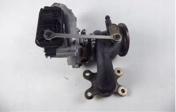 Volkswagen Golf VII Intake manifold V03946011SR