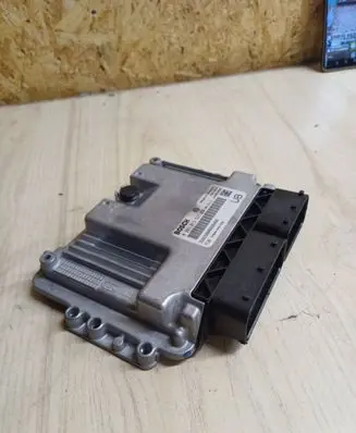 Honda FR-V Engine control unit/module 37820RH2E02 1039S19994 0281013521