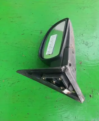 Hyundai Accent Front door electric wing mirror