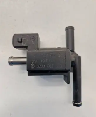 Renault Clio IV Vacuum valve 70134303 8200603558