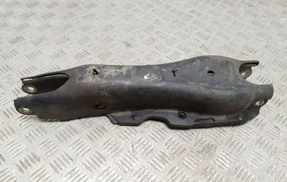 Rear control arm
