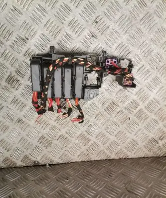 Audi A5 8T 8F Fuse module