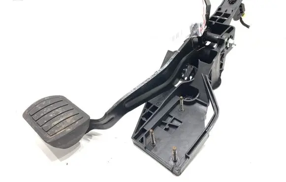 Peugeot 508 II Brake pedal P1002572