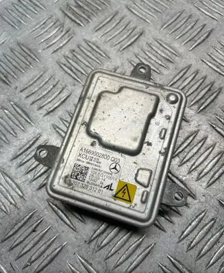 Mercedes-Benz A W176 Headlight ballast module Xenon A1669002800