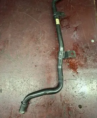 Audi A8 S8 D3 4E Engine coolant pipe/hose 4E0265375F