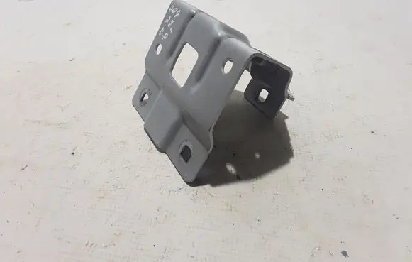 Dacia Jogger Fender mounting bracket 651407058R
