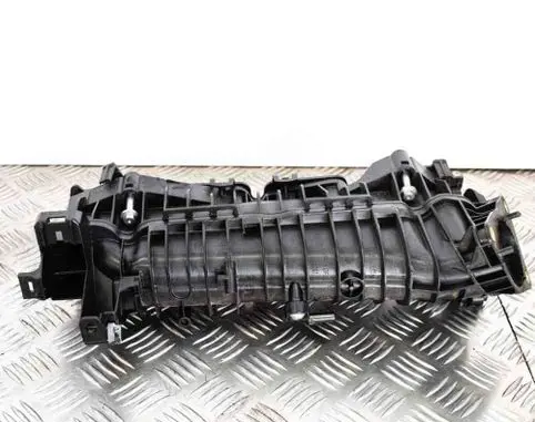 BMW 1 F20 F21 Intake manifold